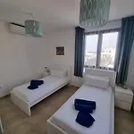 וילה Casa Atlantida *
